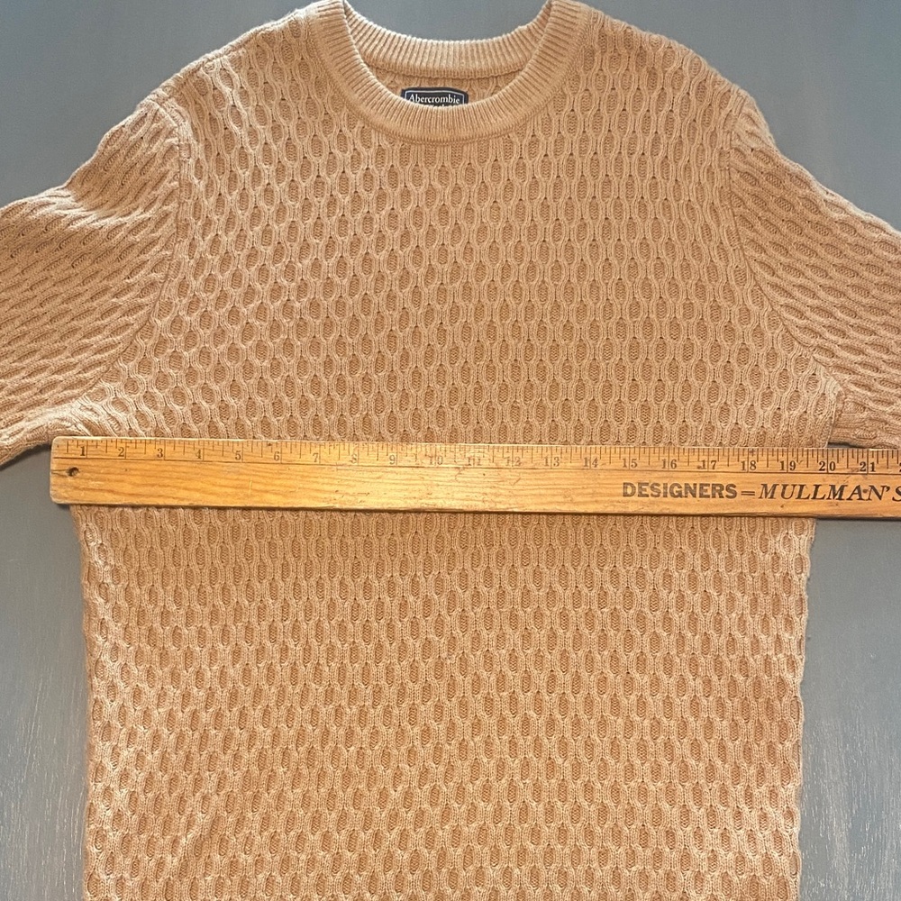 Abercrombie & Fitch Men's Camel Waffle Knit Crewneck Sweater - Picture 6 of 7